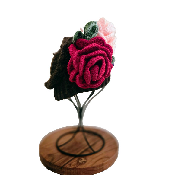 Handmade Crochet Frida Kahlo hat - Picture 6 of 10